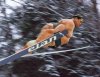 sumoskijumpingbw3.jpg